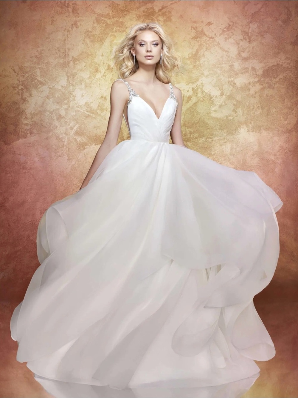 Hayley Paige Dare Wedding Gown